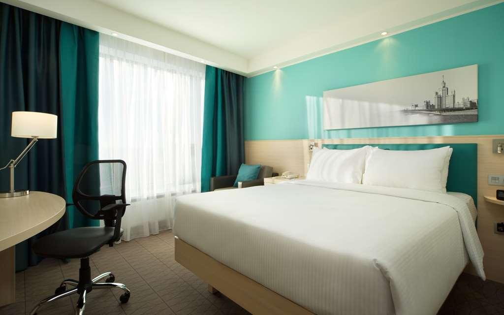 Hampton By Hilton Moscow Strogino Hotel Room photo